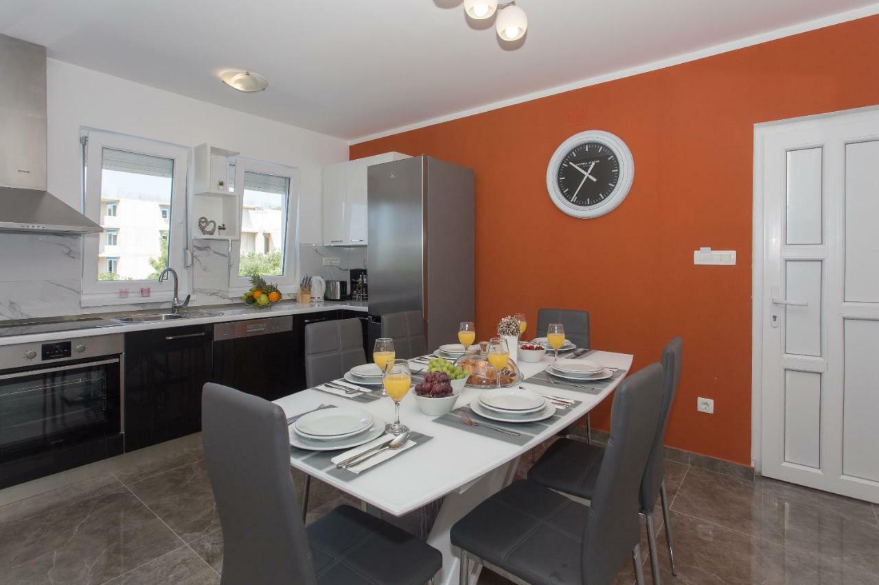 סגט ווראנייצה Villa Honey מראה חיצוני תמונה