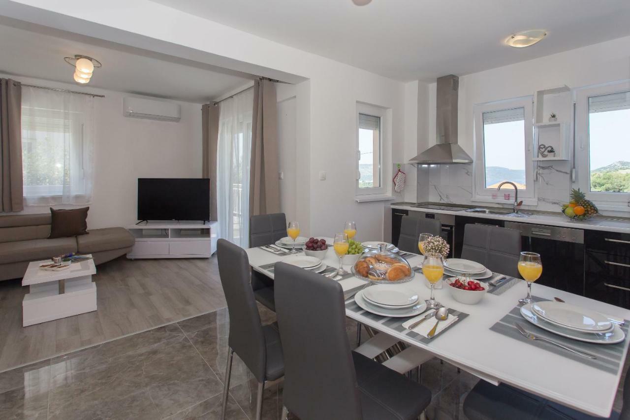 סגט ווראנייצה Villa Honey מראה חיצוני תמונה