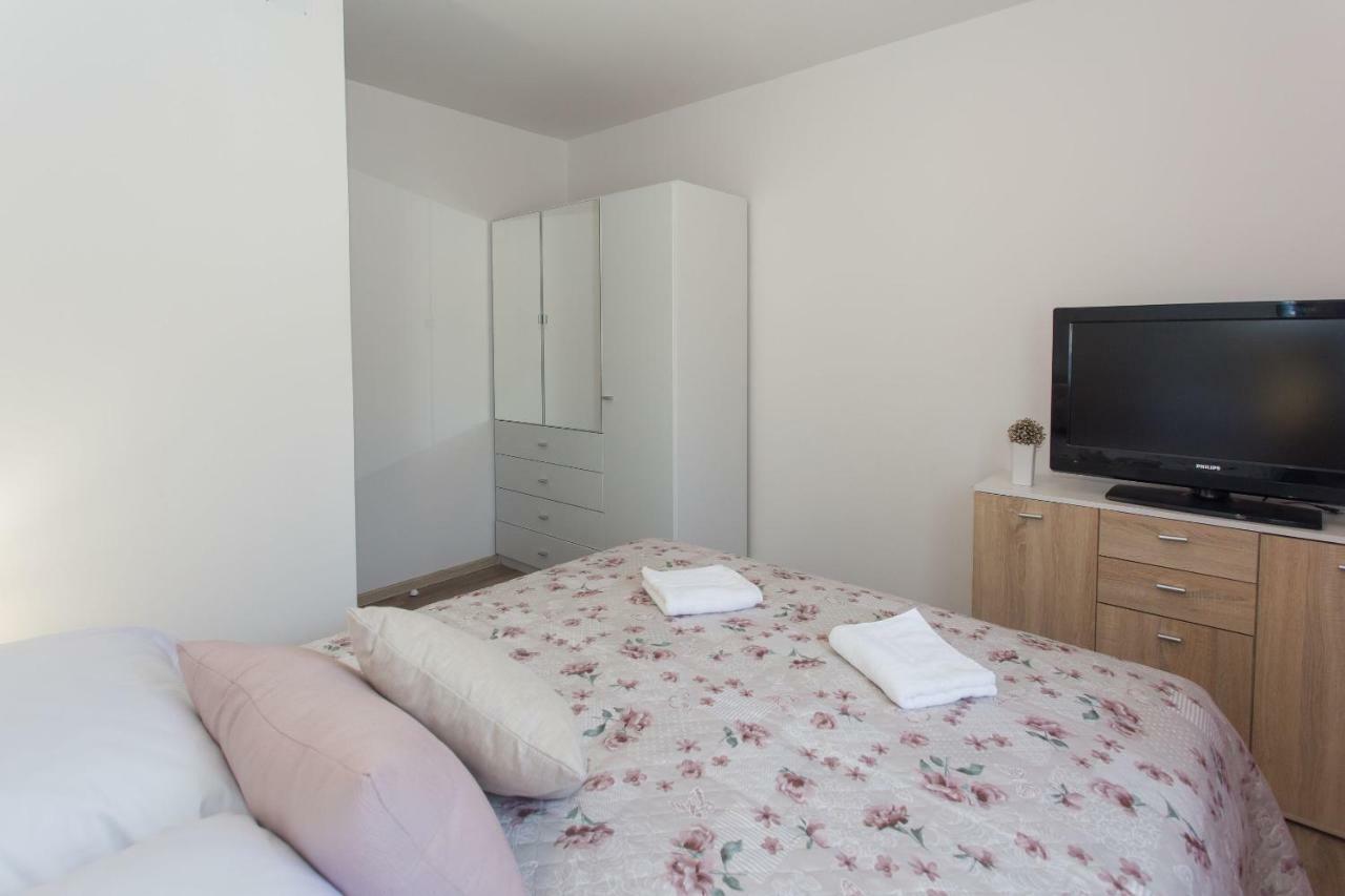 סגט ווראנייצה Villa Honey מראה חיצוני תמונה