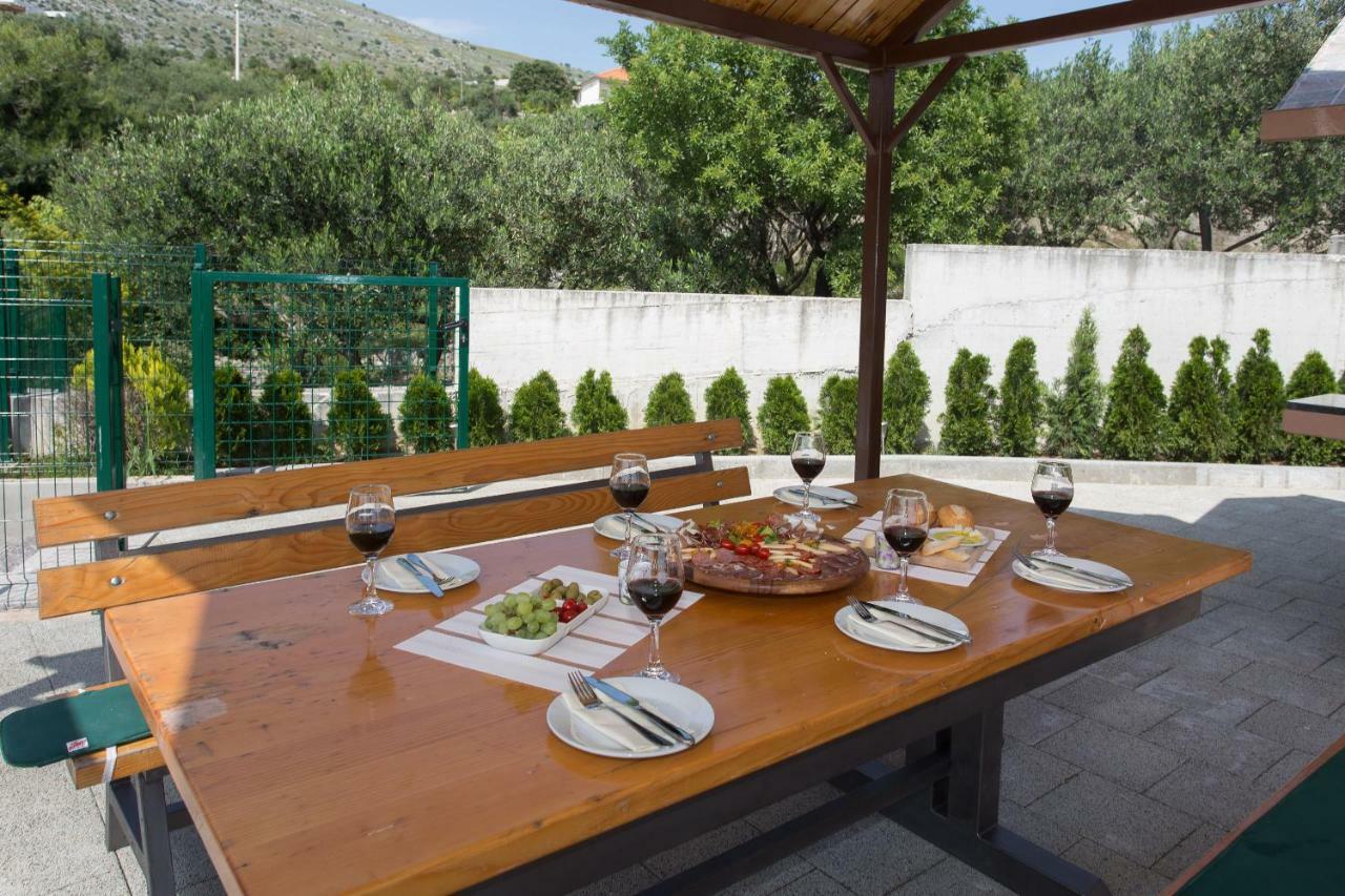 סגט ווראנייצה Villa Honey מראה חיצוני תמונה