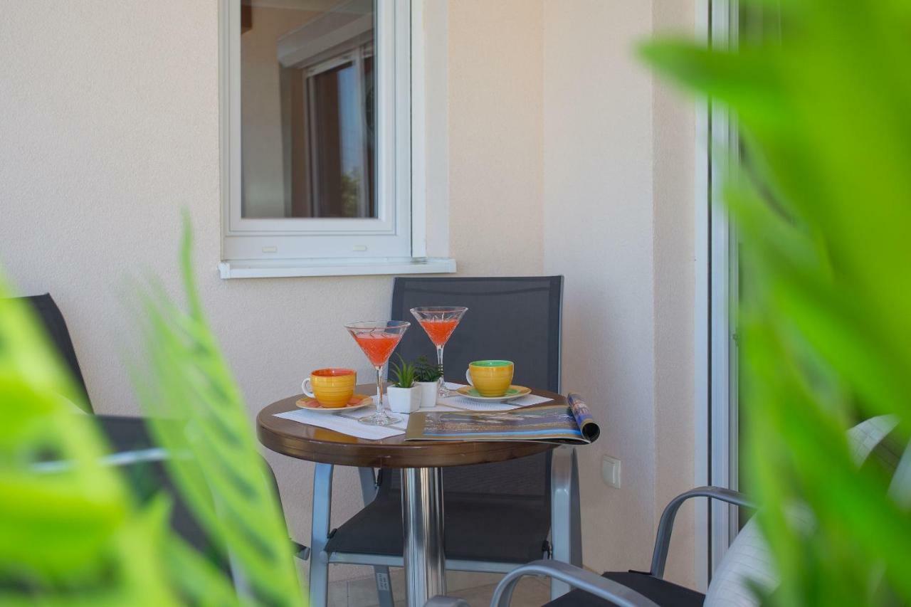 סגט ווראנייצה Villa Honey מראה חיצוני תמונה